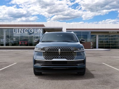 2027 Lincoln Navigator L Reserve
