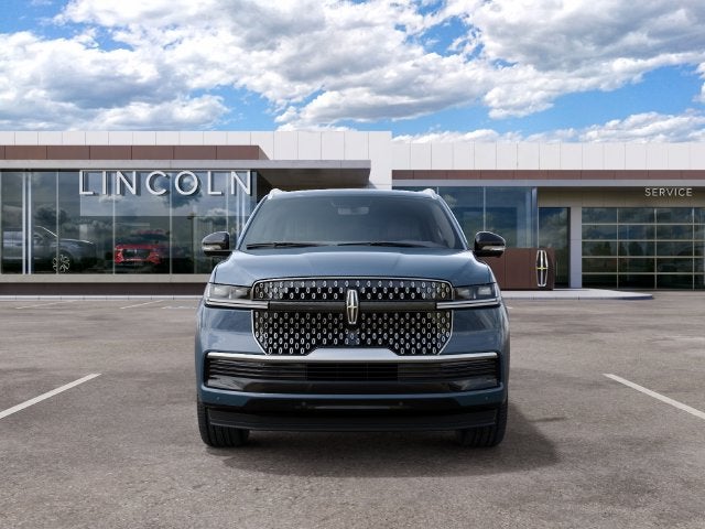 2027 Lincoln Navigator L Reserve