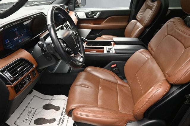 2023 Lincoln Navigator L Reserve 201A Monochromatic