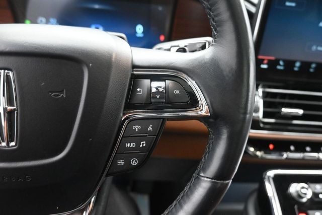2023 Lincoln Navigator L Reserve 201A Monochromatic