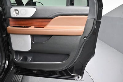 2023 Lincoln Navigator L Reserve 201A Monochromatic