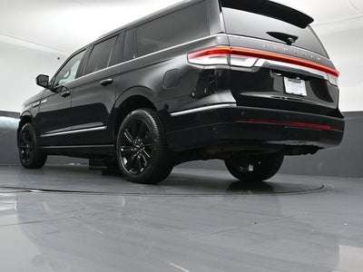 2023 Lincoln Navigator L Reserve 201A Monochromatic