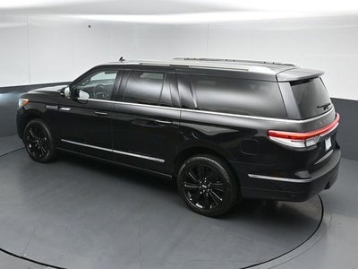 2023 Lincoln Navigator L Reserve 201A Monochromatic