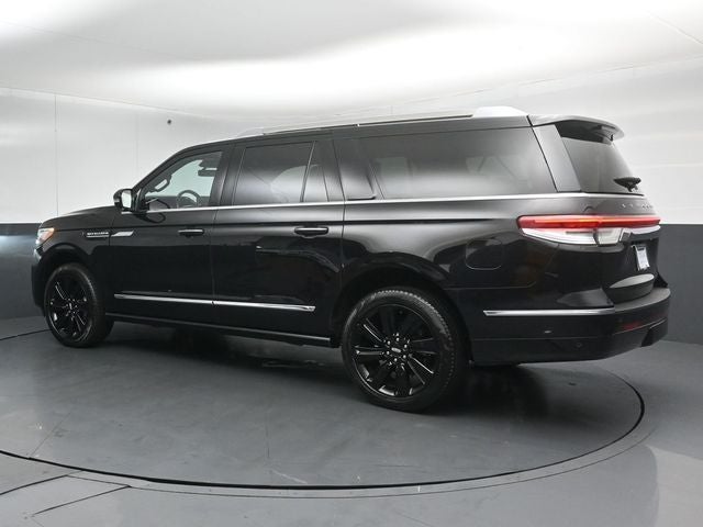 2023 Lincoln Navigator L Reserve 201A Monochromatic