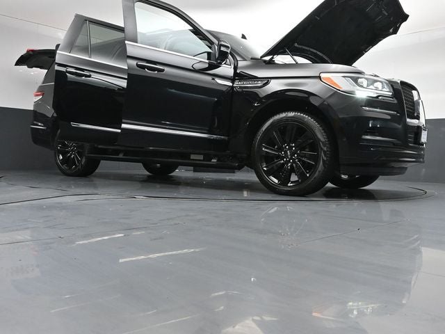 2023 Lincoln Navigator L Reserve 201A Monochromatic