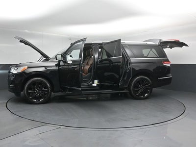 2023 Lincoln Navigator L Reserve 201A Monochromatic