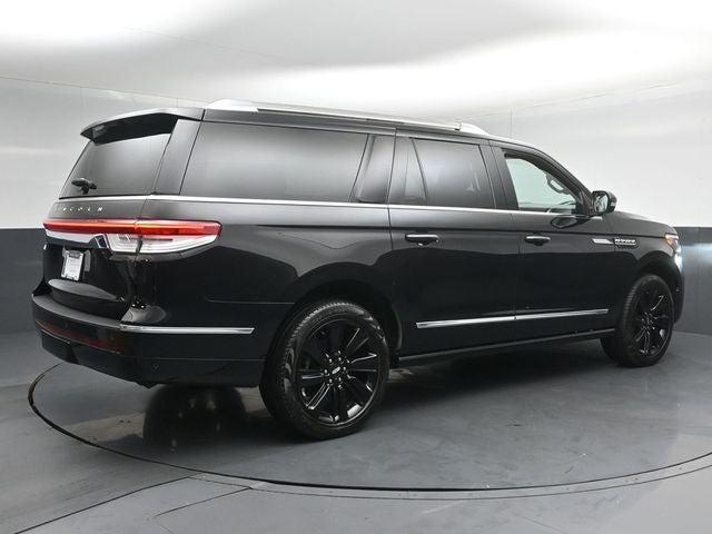 2023 Lincoln Navigator L Reserve 201A Monochromatic