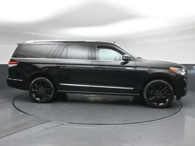 2023 Lincoln Navigator L Reserve 201A Monochromatic