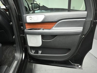 2022 Lincoln Navigator L Reserve