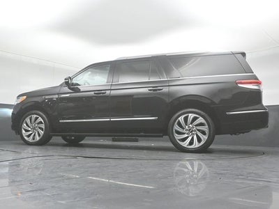 2022 Lincoln Navigator L Reserve