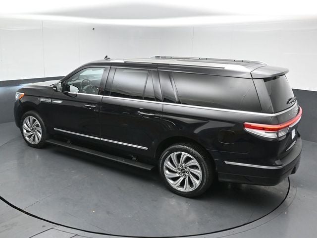 2022 Lincoln Navigator L Reserve