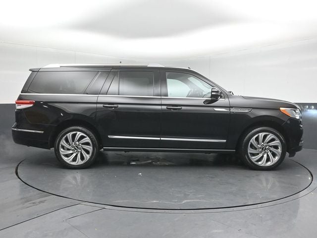 2022 LINCOLN NAVIGATOR L - Image 8