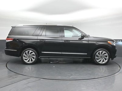 2022 Lincoln Navigator L Reserve