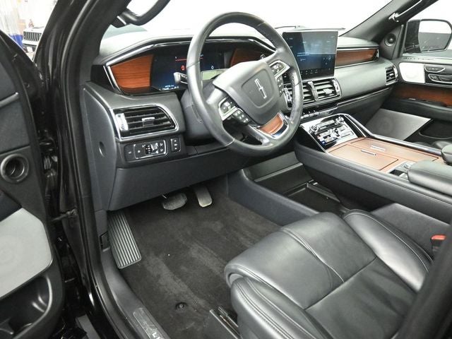 2022 Lincoln Navigator L Reserve