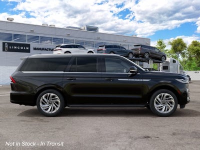 2027 Lincoln Navigator L Premiere
