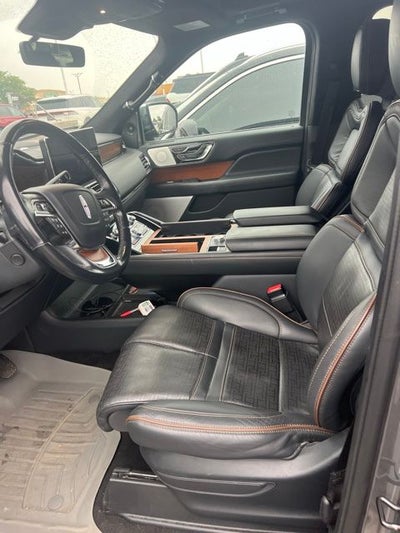 2022 Lincoln Navigator L Black Label