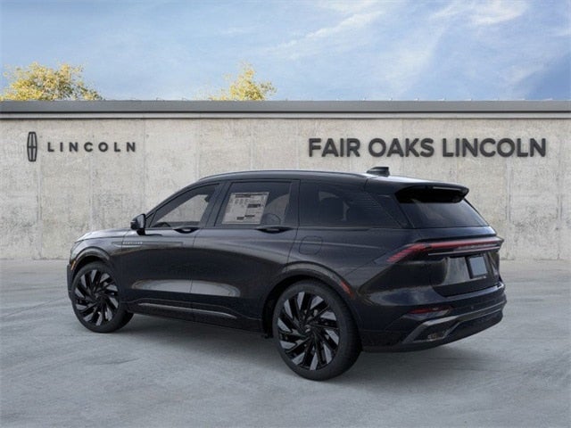 2025 Lincoln Nautilus Reserve