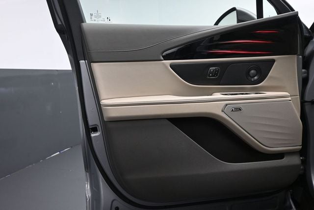 2025 Lincoln Nautilus Reserve Jet