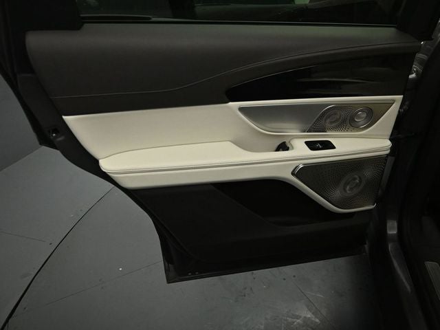 2024 Lincoln Nautilus Black Label