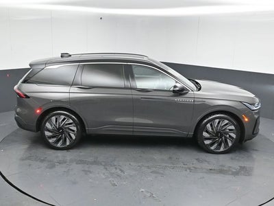 2024 Lincoln Nautilus Black Label