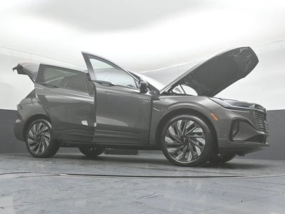 2024 Lincoln Nautilus Black Label