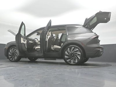 2024 Lincoln Nautilus Black Label