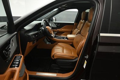 2023 Lincoln Aviator Plug-In Hybrid Black Label Grand Touring