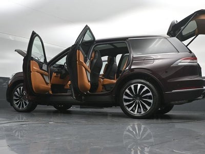 2023 Lincoln Aviator Plug-In Hybrid Black Label Grand Touring