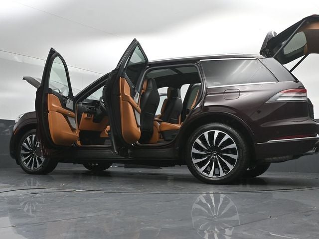 2023 Lincoln Aviator Plug-In Hybrid Black Label Grand Touring