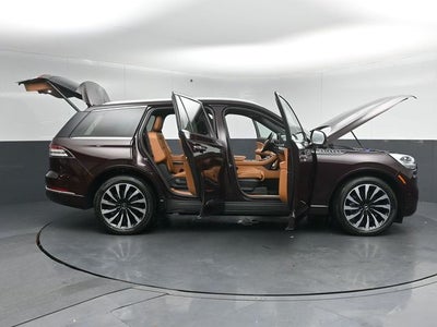2023 Lincoln Aviator Plug-In Hybrid Black Label Grand Touring