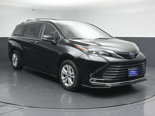 2024 Toyota Sienna Platinum 7 Passenger