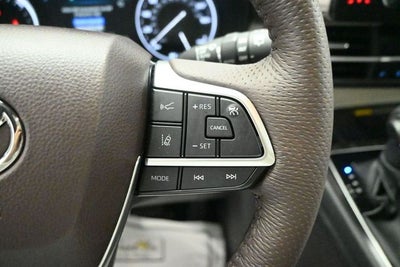 2024 Toyota Sienna Platinum 7 Passenger