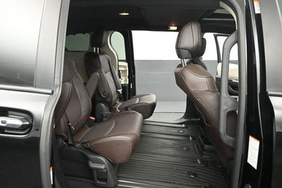 2024 Toyota Sienna Platinum 7 Passenger