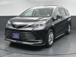 2024 Toyota Sienna Platinum 7 Passenger