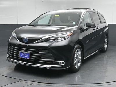2024 Toyota Sienna Platinum 7 Passenger
