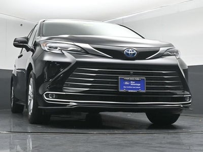 2024 Toyota Sienna Platinum 7 Passenger