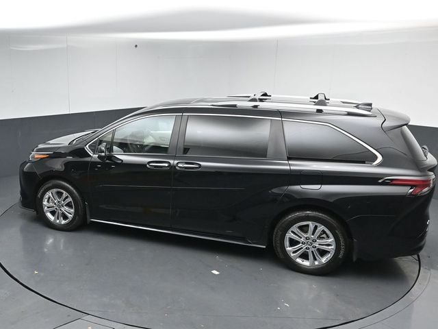 2024 Toyota Sienna Platinum 7 Passenger