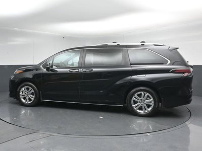 2024 Toyota Sienna Platinum 7 Passenger
