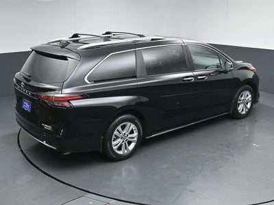 2024 Toyota Sienna Platinum 7 Passenger