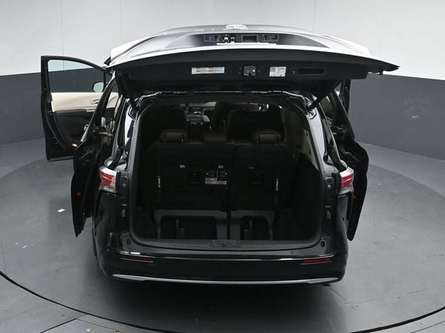 2024 Toyota Sienna Platinum 7 Passenger