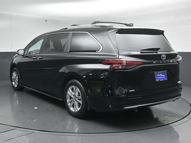 2024 Toyota Sienna Platinum 7 Passenger