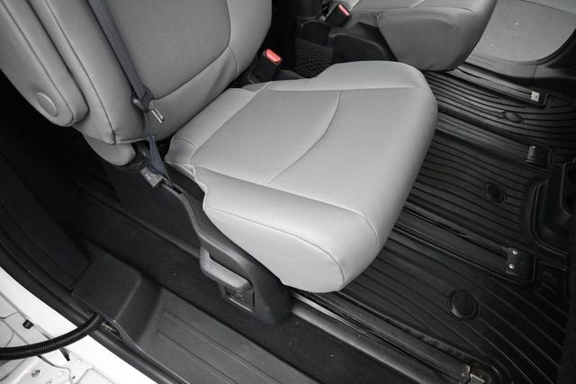 2025 Toyota Sienna XLE 7 Passenger