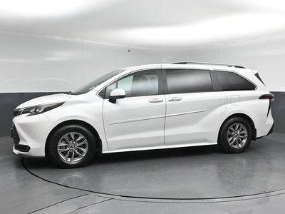 2025 Toyota Sienna XLE 7 Passenger