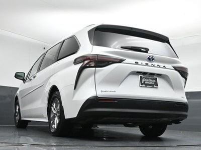 2025 Toyota Sienna XLE 7 Passenger