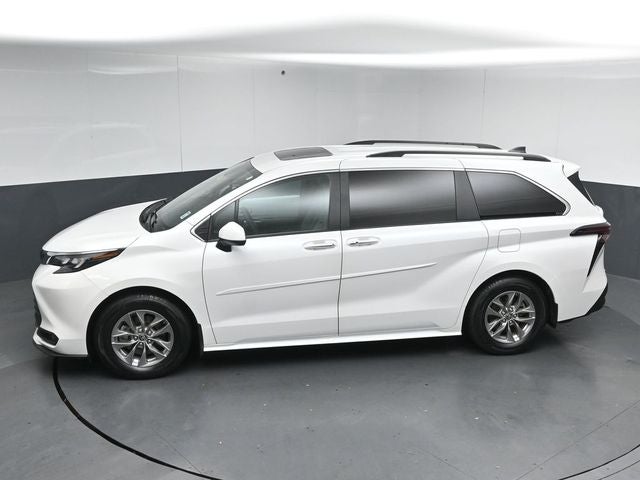 2025 Toyota Sienna XLE 7 Passenger