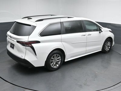 2025 Toyota Sienna XLE 7 Passenger