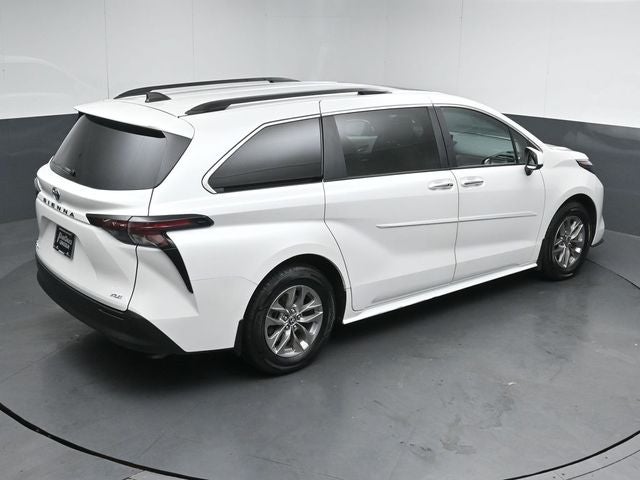 2025 Toyota Sienna XLE 7 Passenger