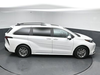 2025 Toyota Sienna XLE 7 Passenger