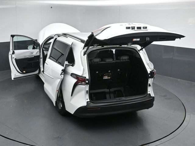 2025 Toyota Sienna XLE 7 Passenger