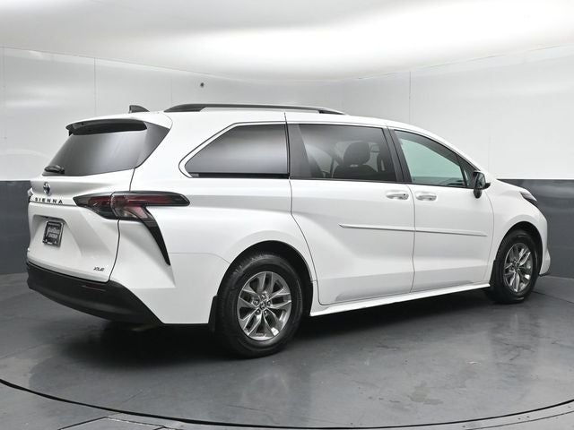 2025 Toyota Sienna XLE 7 Passenger